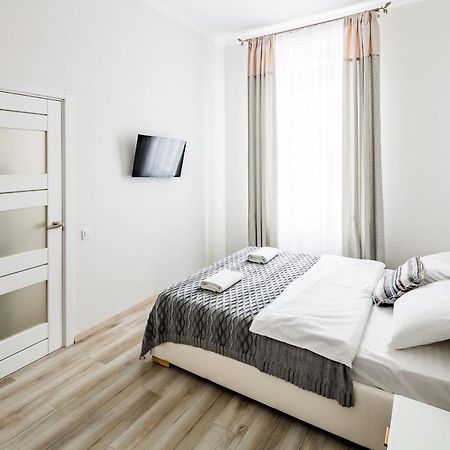 Old Town Cosy Apartment Lwów Zewnętrze zdjęcie